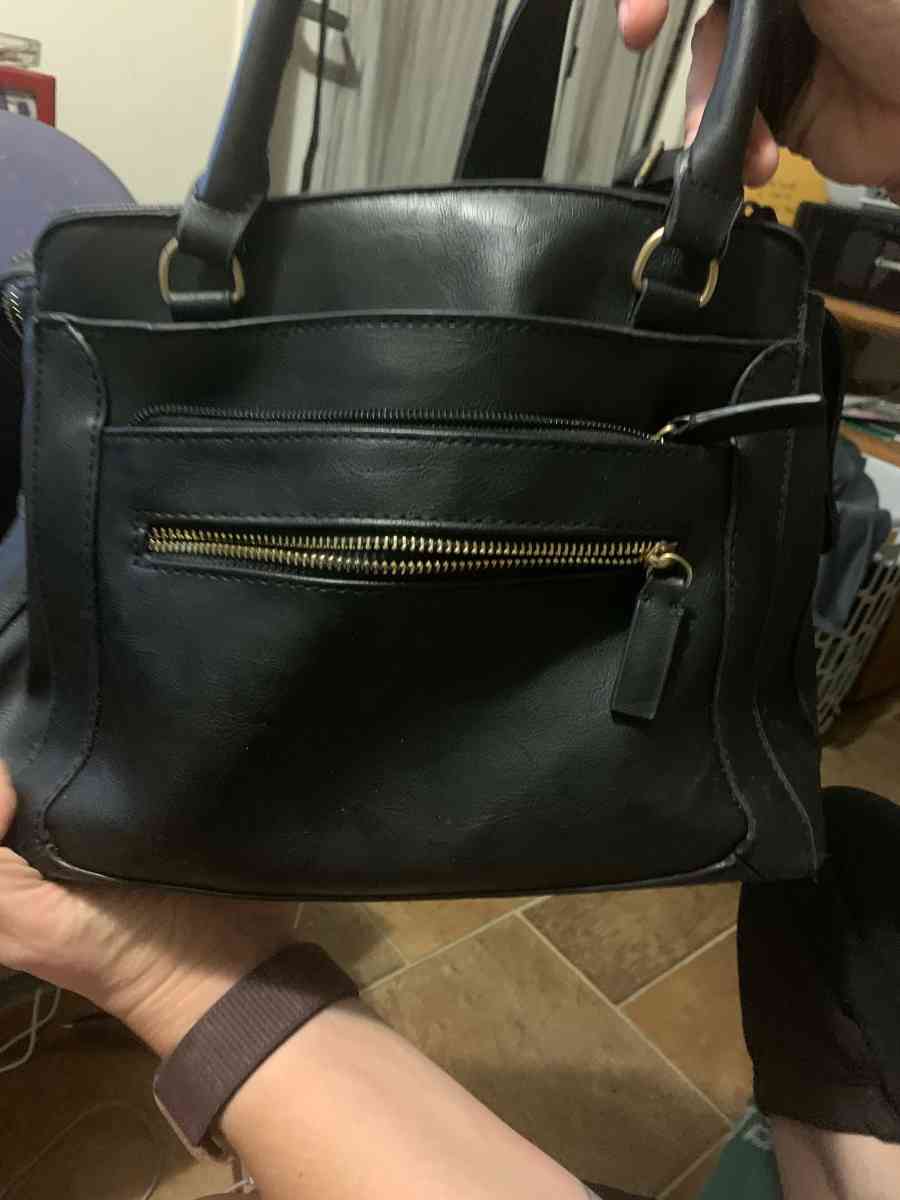 womens pocketbook - Lake Wales, Florida - FleaMarketBay