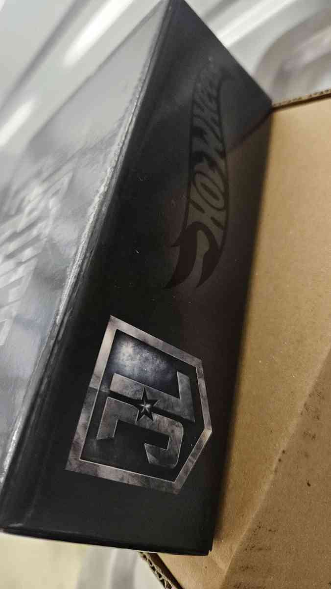 2017 SDCC Hot Wheels Batman Justice League Batmobile2017 SDC