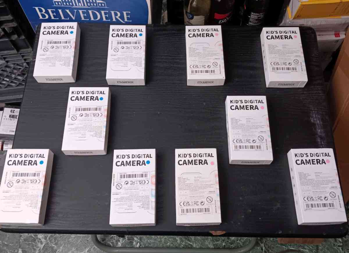 KIDS DIGITAL CAMERAS