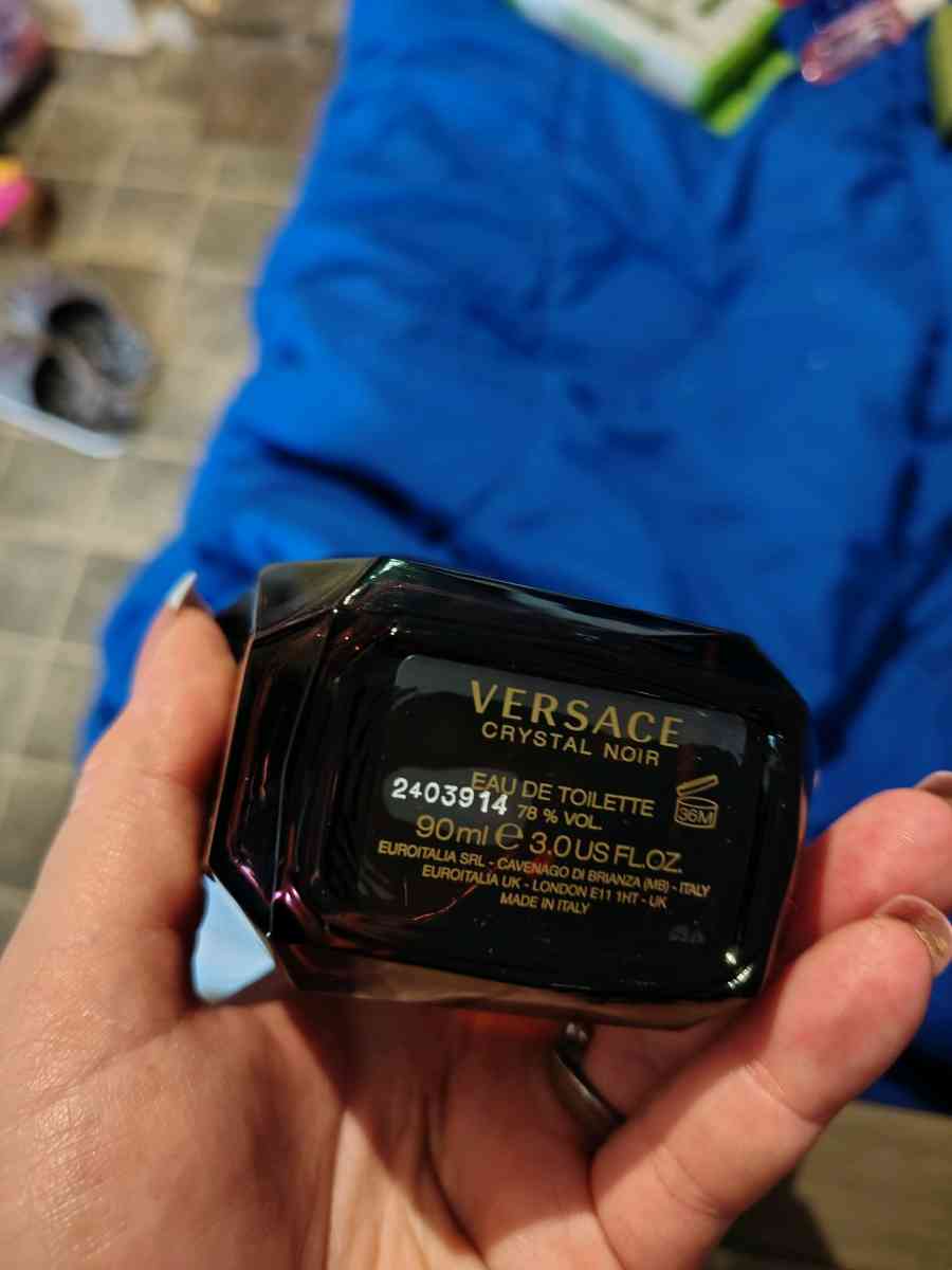 Versace Crystal Noir Perfume