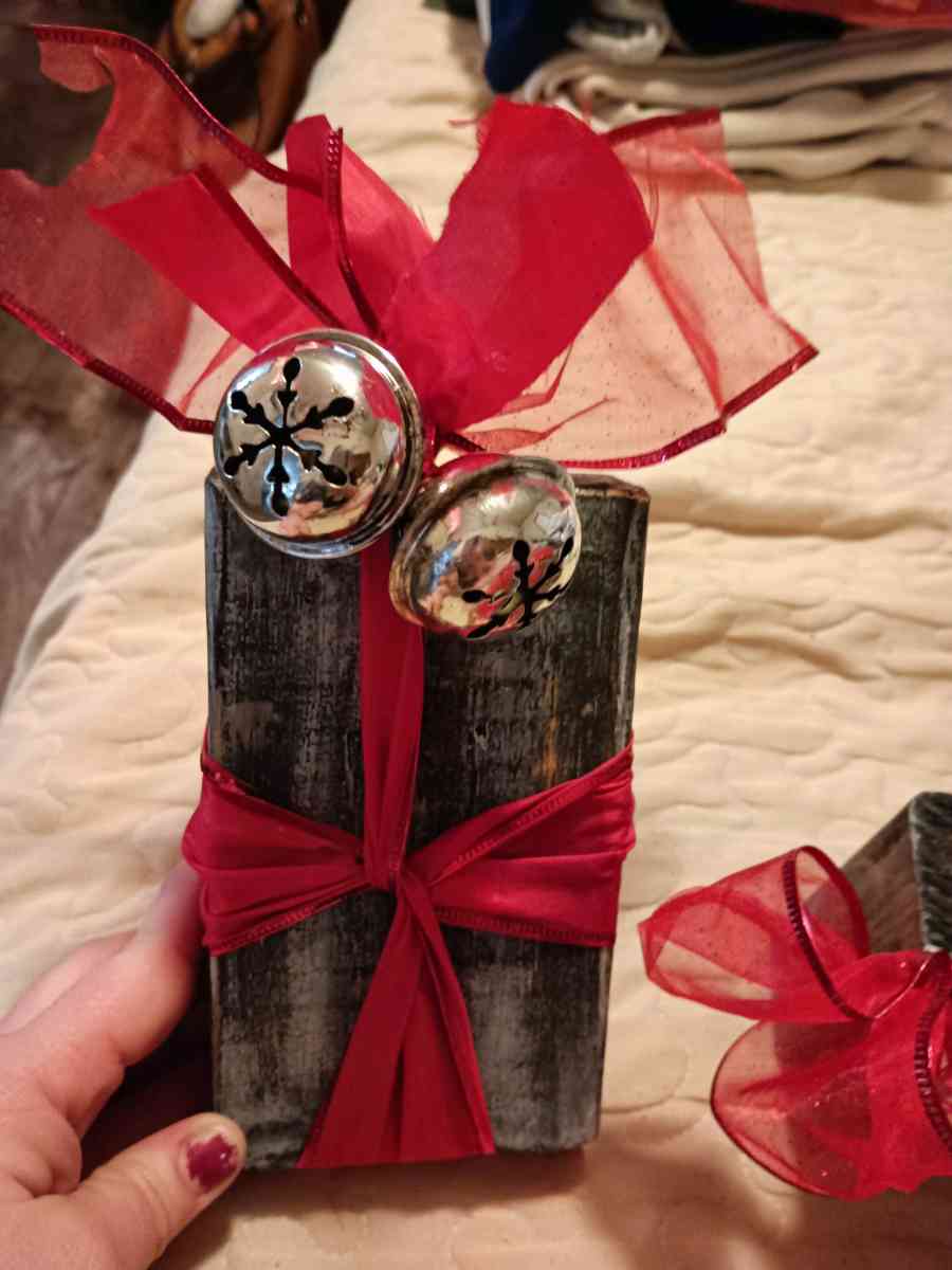 small wooden blocks made into Christmas decorations