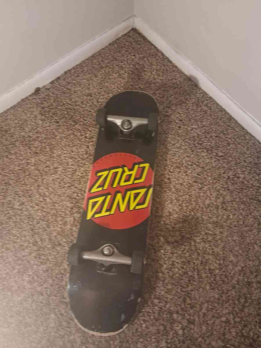 Santa Cruz Classic Dot Skateboard