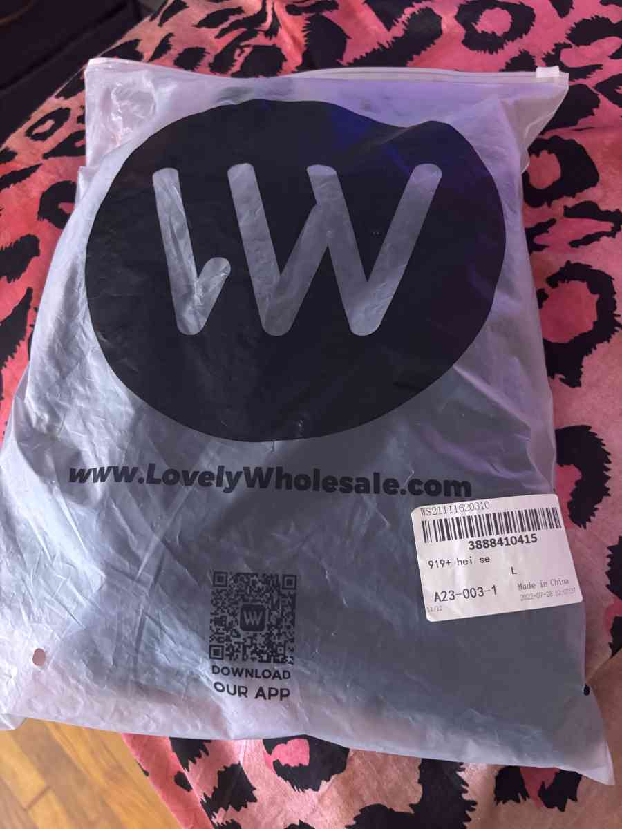 brand new black cut jeans - Baltimore, Maryland - FleaMarketBay