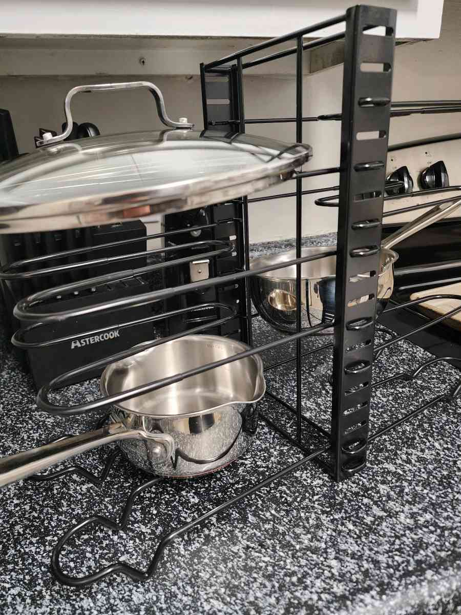adjustable pots and lids holder - Knoxville, Tennessee - FleaMarketBay