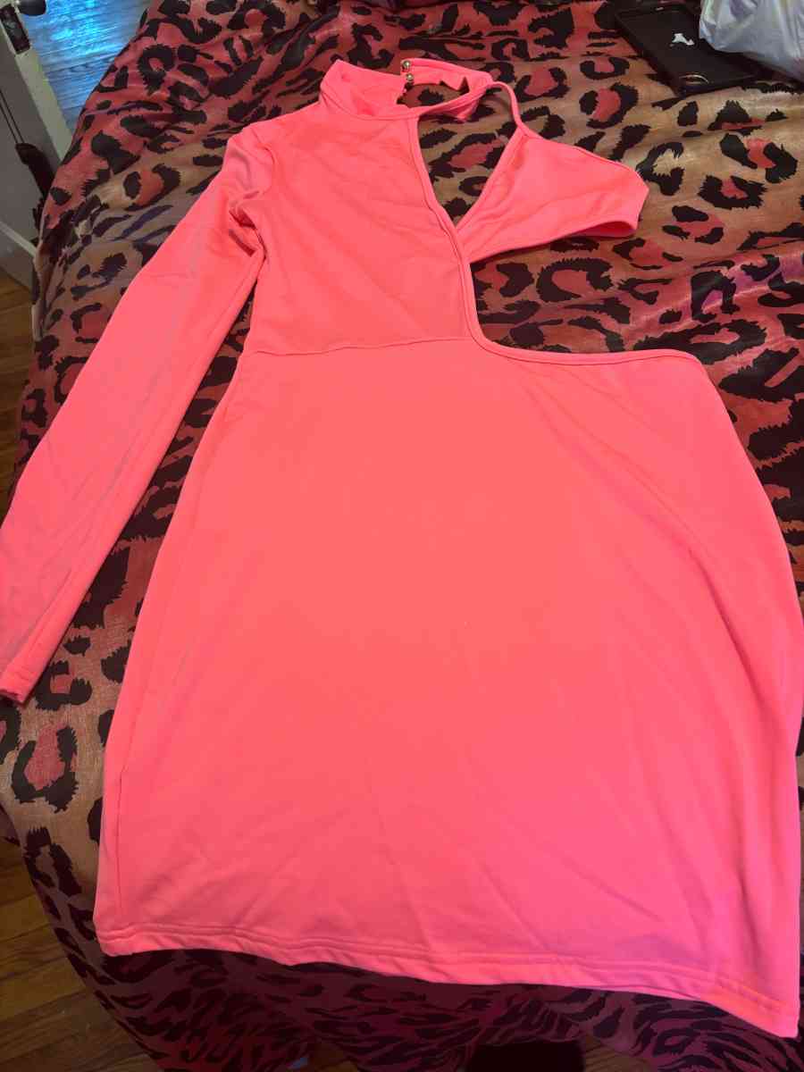pink dress - Baltimore, Maryland - FleaMarketBay