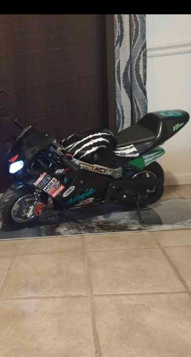 49cc 2 stroke gas pocket bike mini motorcycle 30 mph