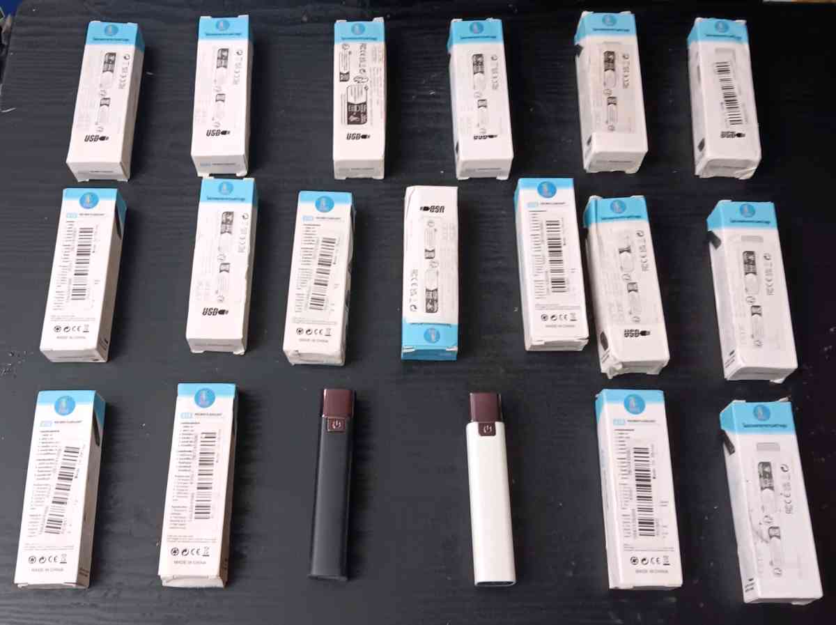 PAE MINI FLASHLIGHT POWER BANK