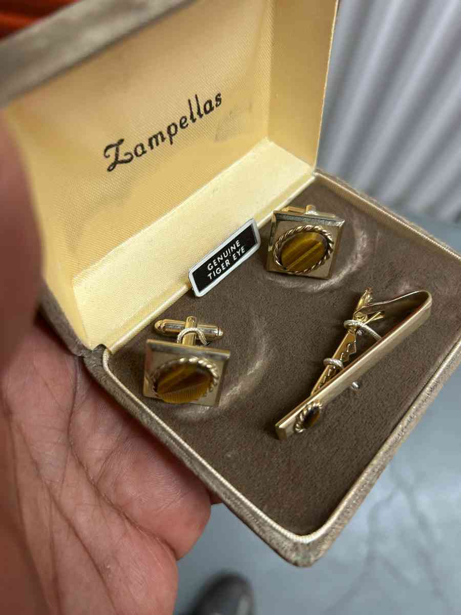 LAMPELLAS GENUINE TIGER EYE CUFF LINK SET