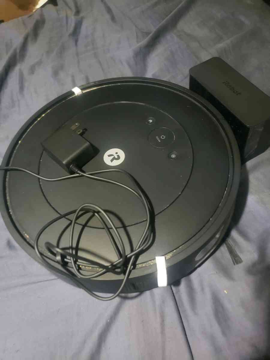 IRobot Roomba Essential Vacuum