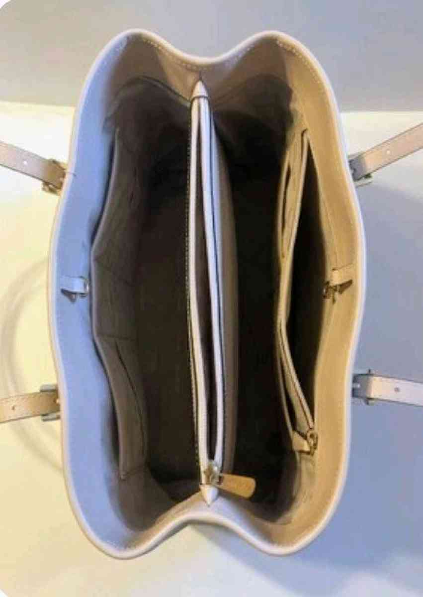 Vintage Micheal Kors Large Emory Tote Bag