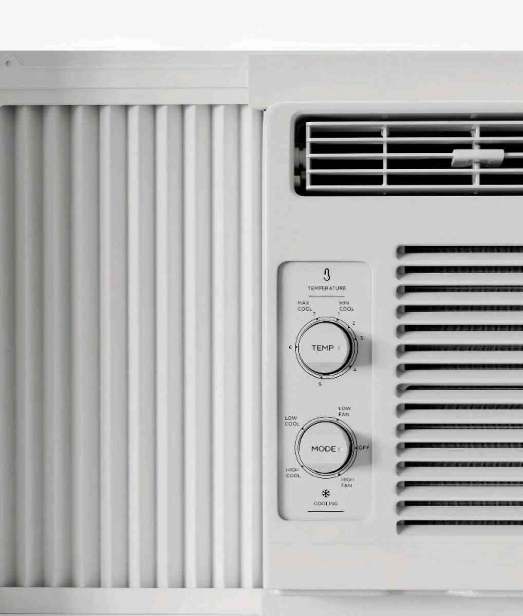 Airon Conditioner Unit in Window