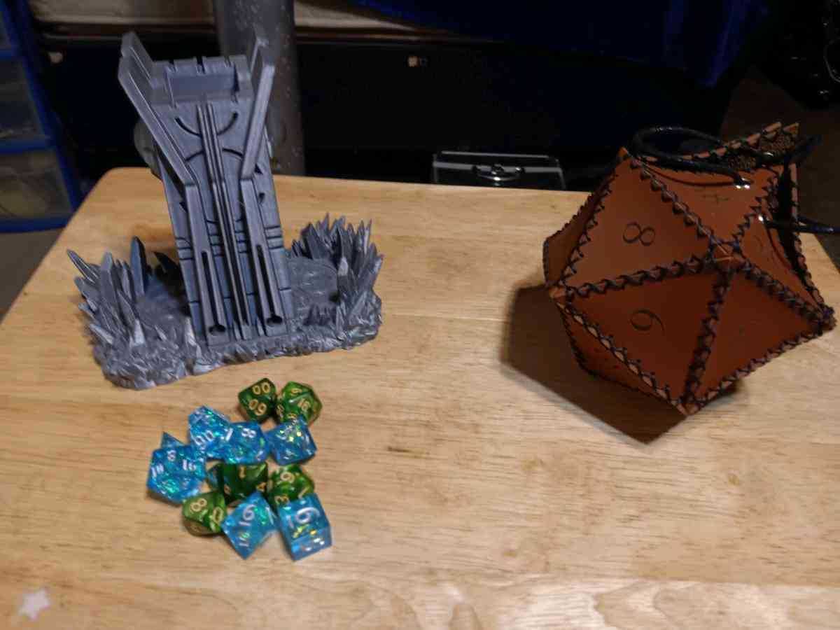 cool dice set - Marietta, Georgia - FleaMarketBay