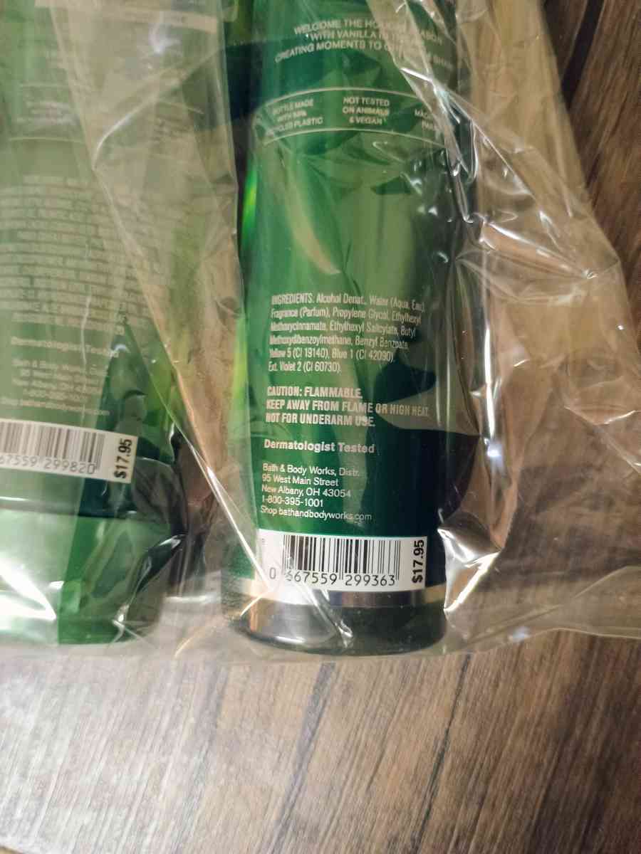 Bath and Body Works lotion and spray kit