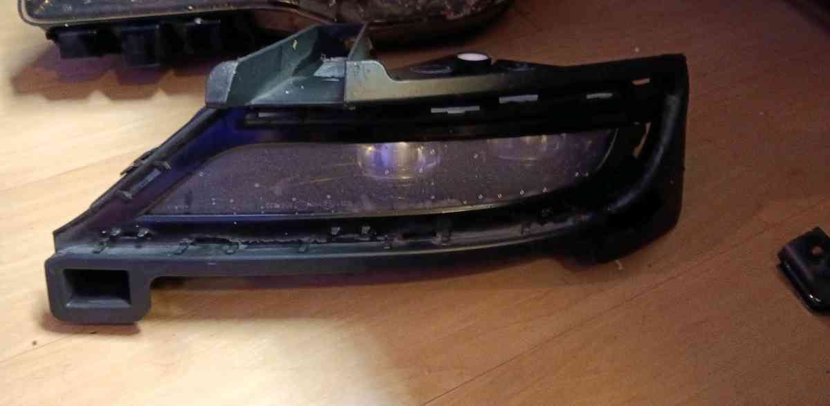 OEM Mopar Chrysler 300 grille shock absorber fog light