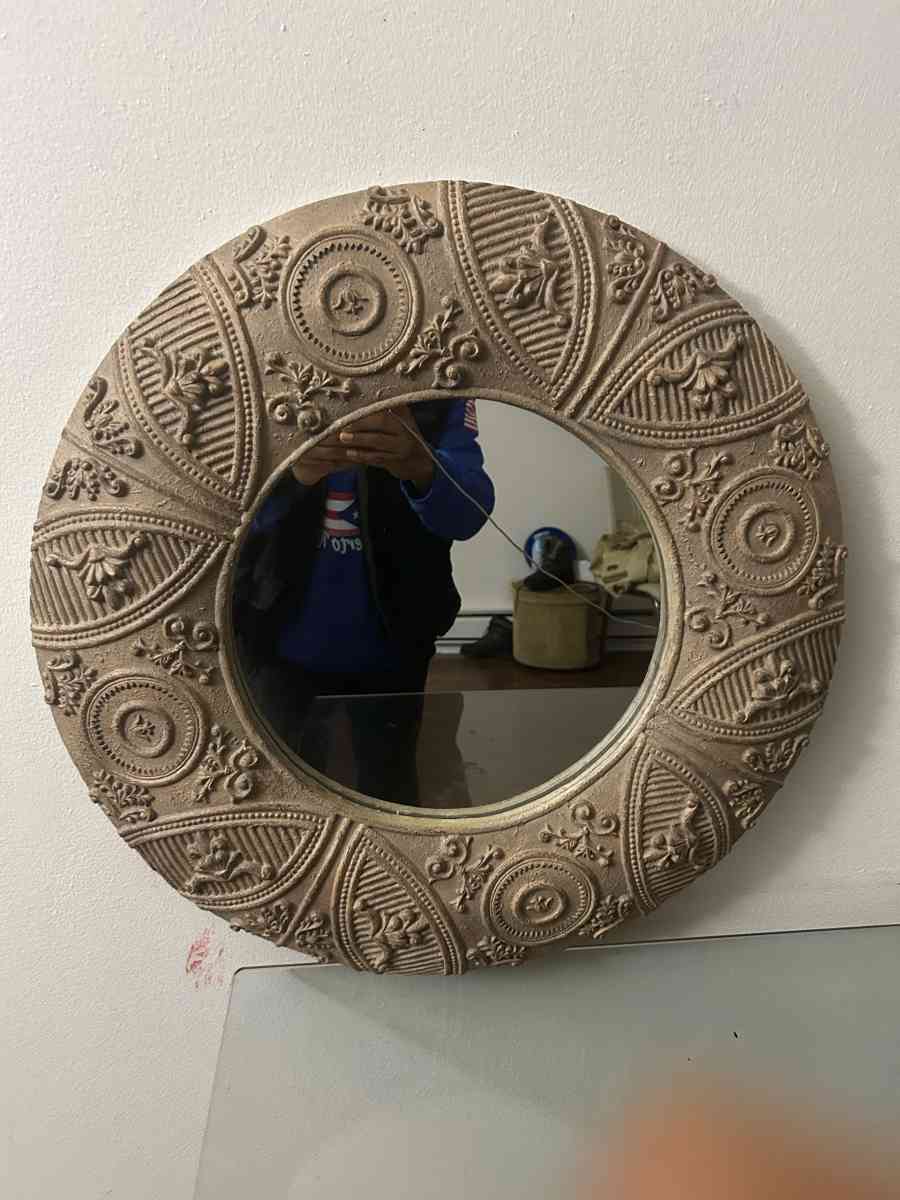 Round 23 Mirror Beautiful MIRROR