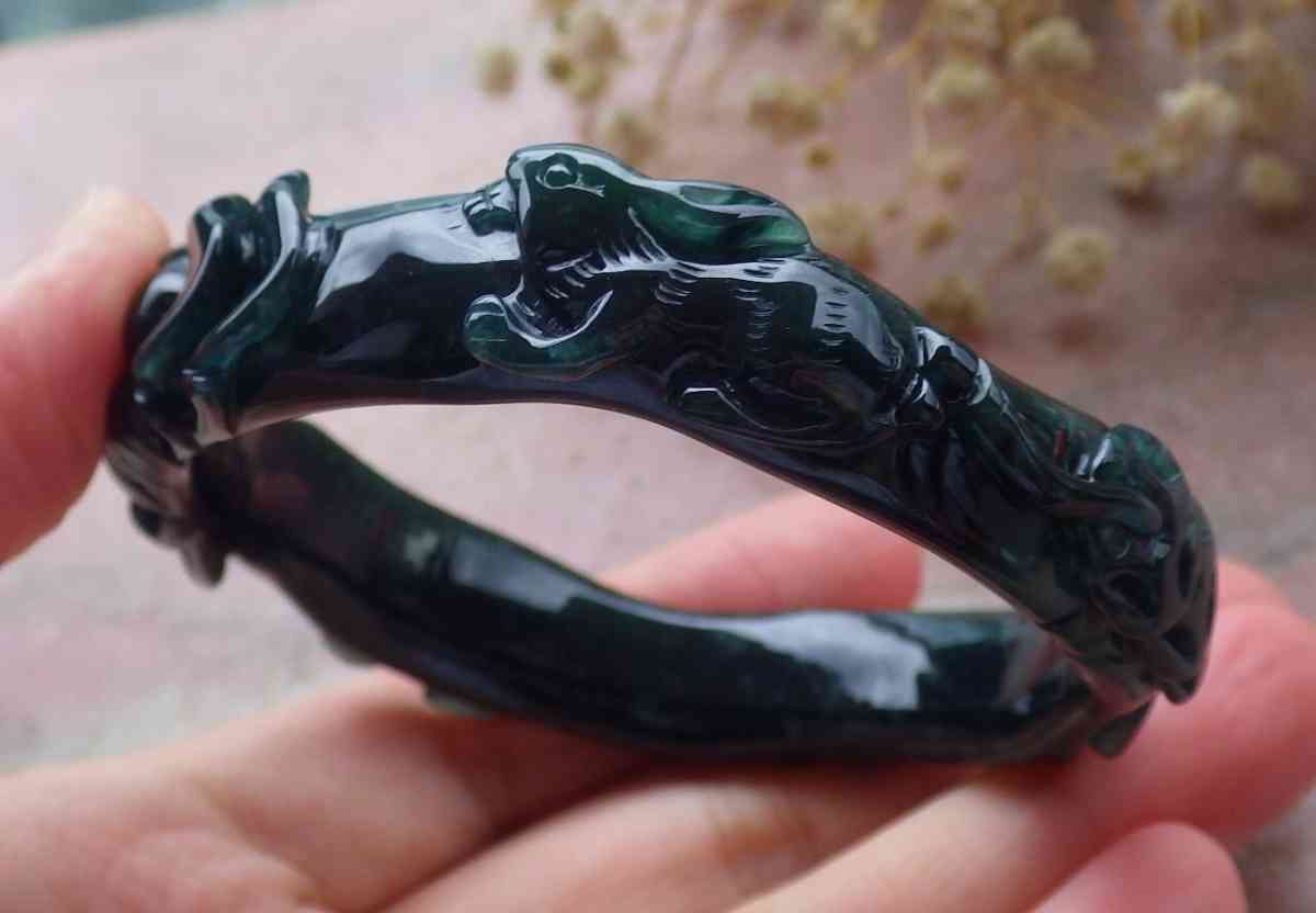 Certificate Jadeite jade Burma  Dark Green Black Flower