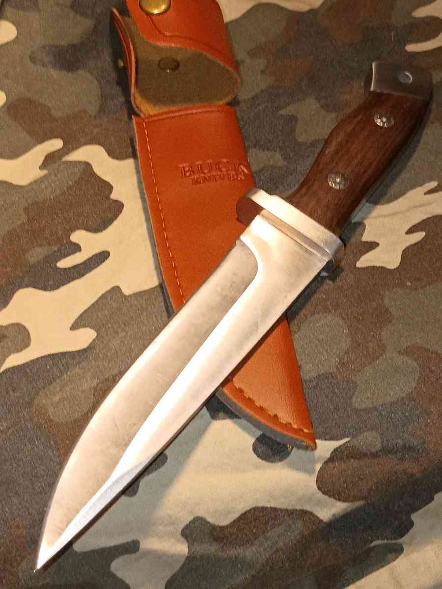 vintage Buck fixed blade knife