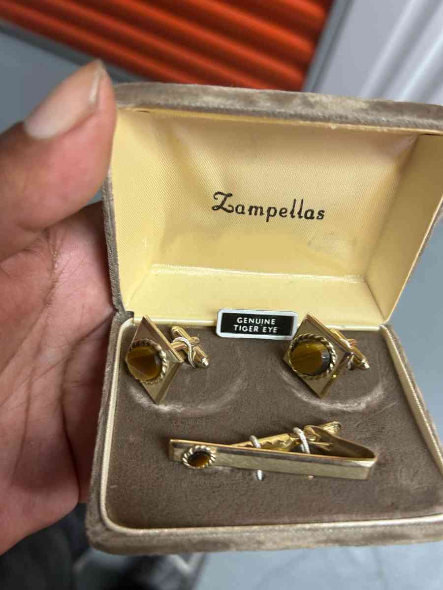 LAMPELLAS GENUINE TIGER EYE CUFF LINK SET
