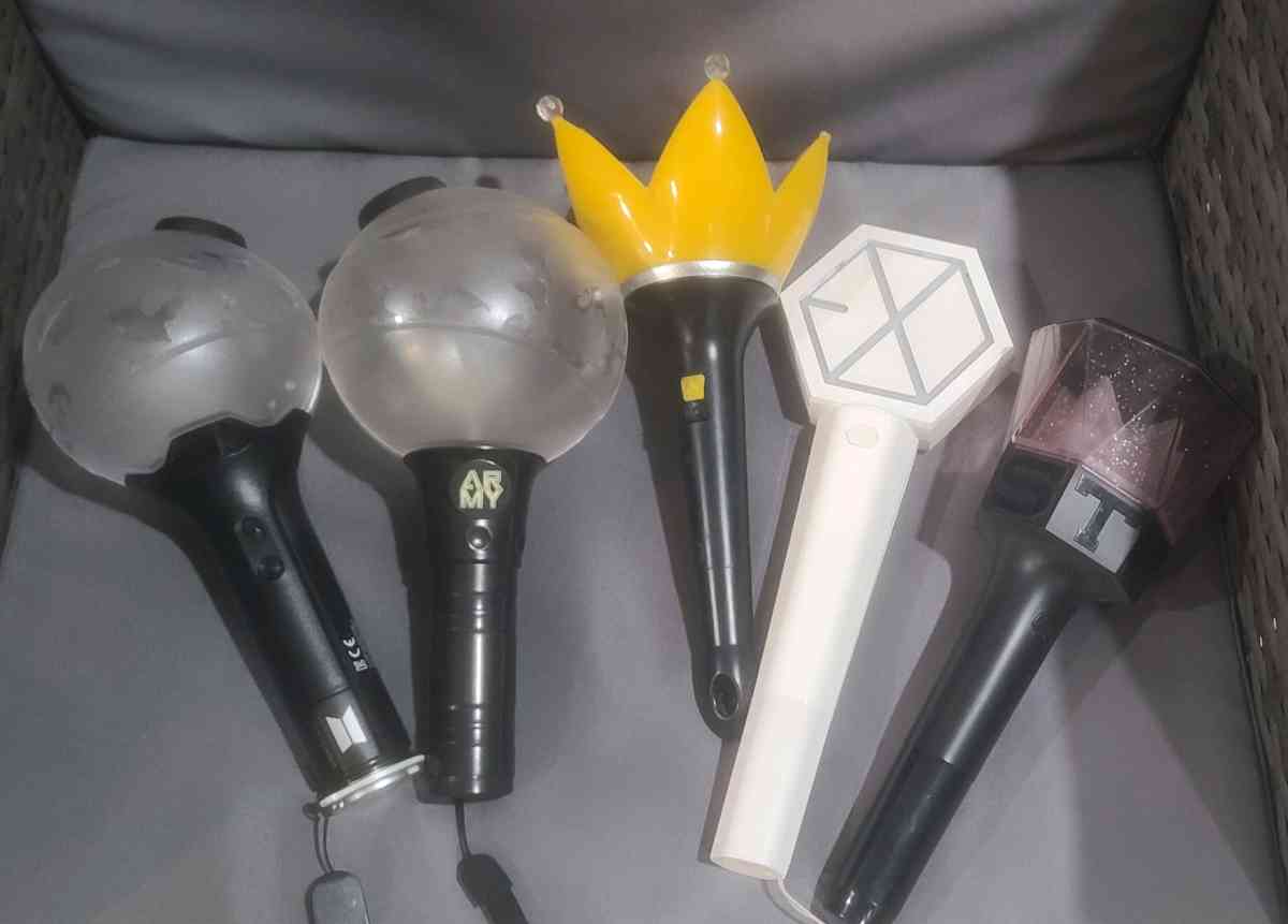 kpop light sticks