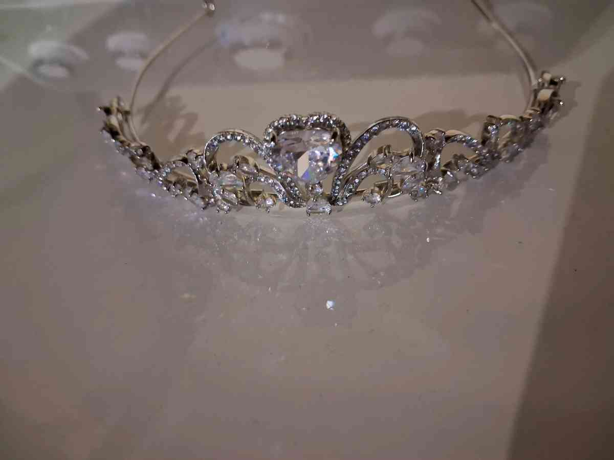 tiara