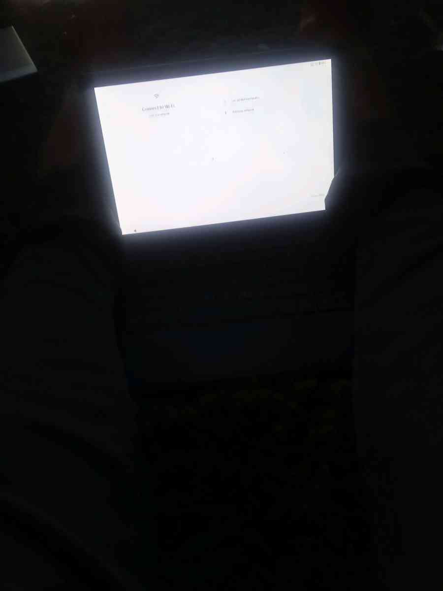 Emerson tablet with camara