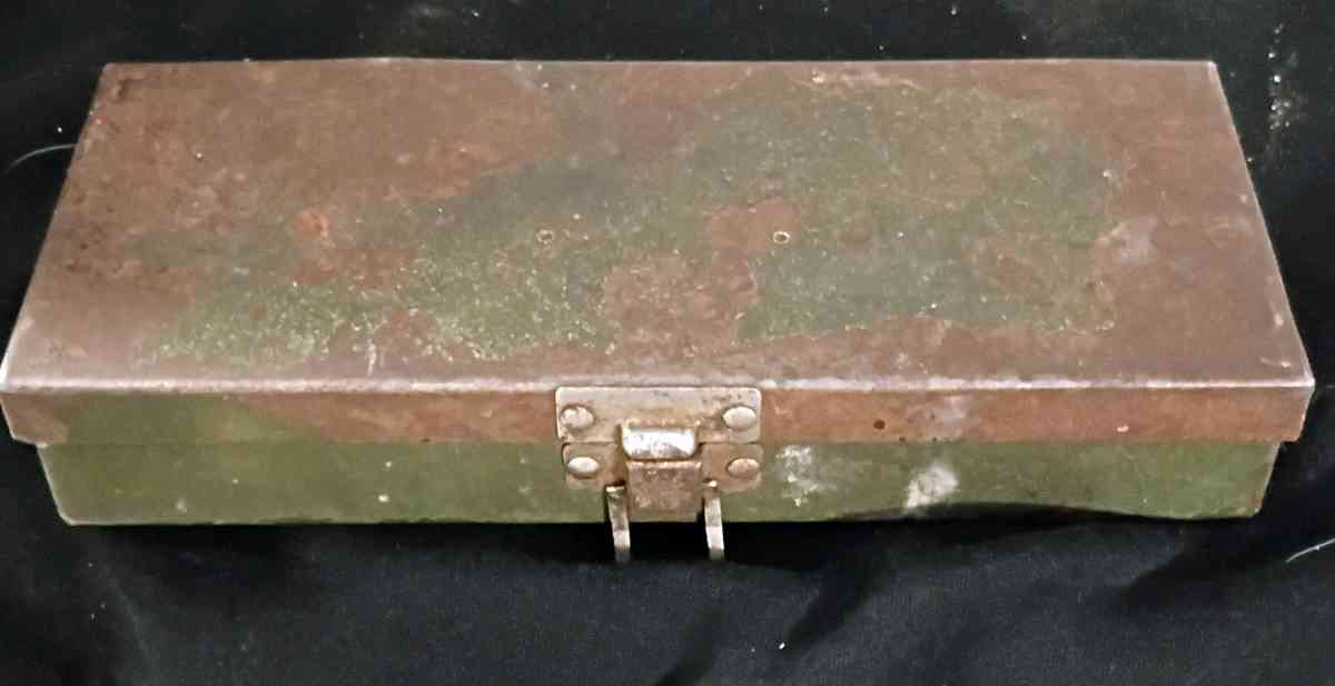 Vintage S K Wayne Toolbox