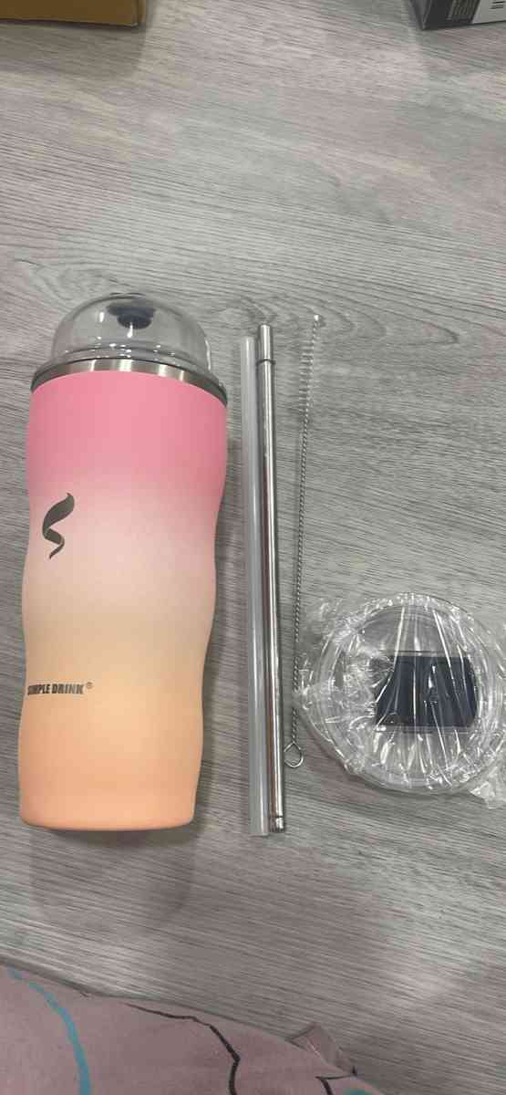 20Oz Insulated Tumbler With Straw And Lid