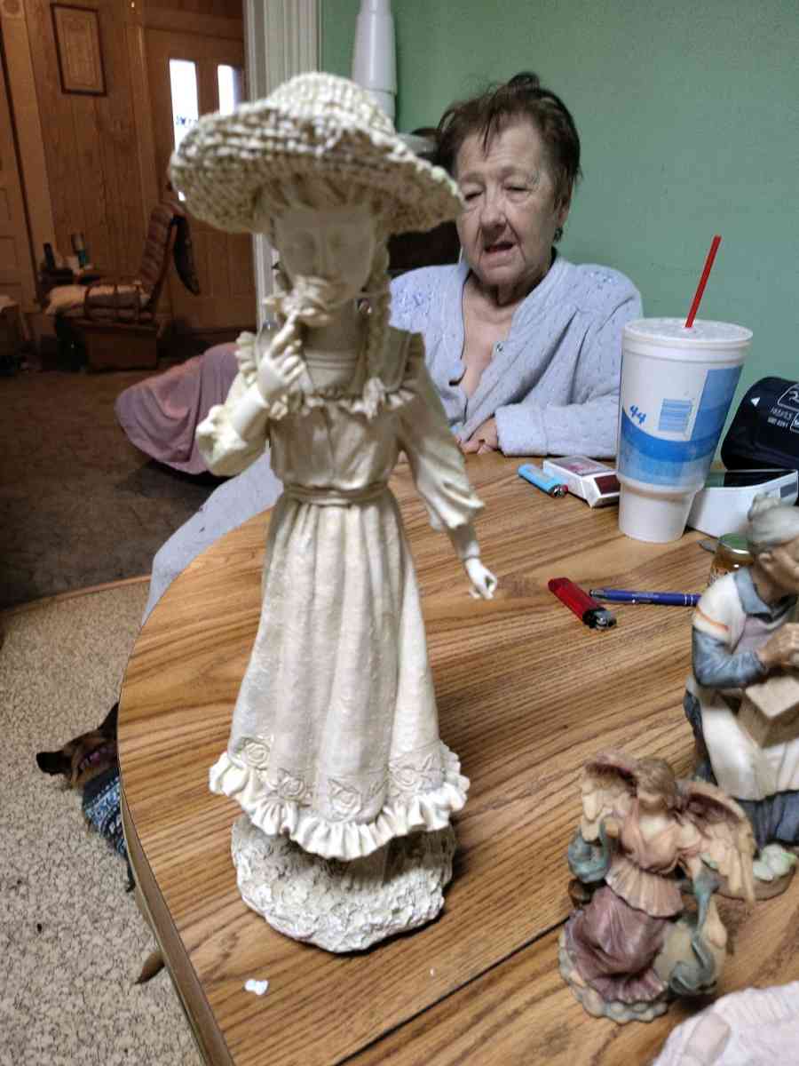 Happy New Year clearance sale 6 figurines for one price