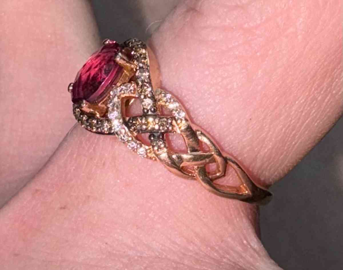 Le Vian Rhodolite Garnet Ring 14 ct twDiamonds 14K Strawberr