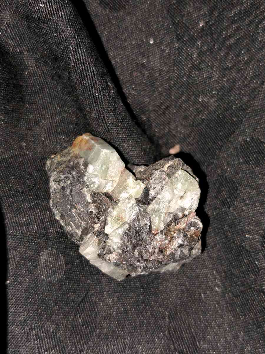 beautiful and unique raw stones and gemstones