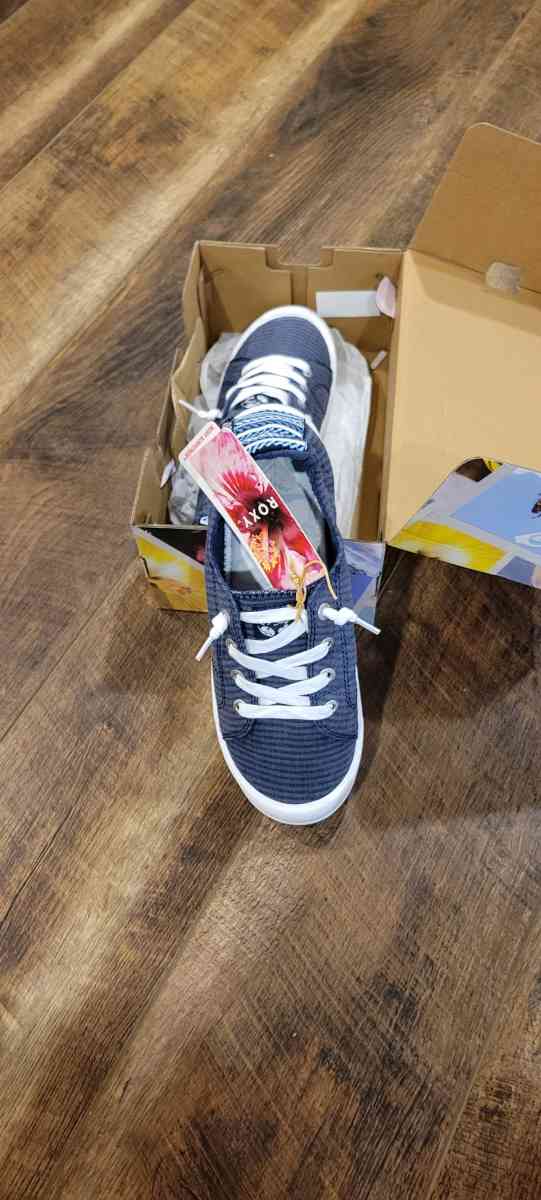 Shoes - Saint Charles, Missouri - FleaMarketBay
