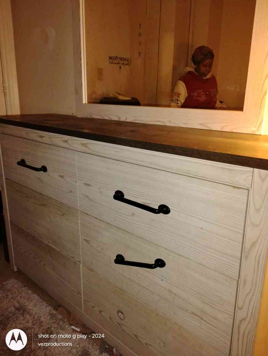 three piece bedroom set Ashley threepiece queen size