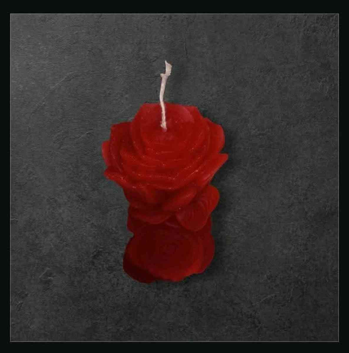 Red Rose Candle Set - Mount Prospect, Illinois - FleaMarketBay