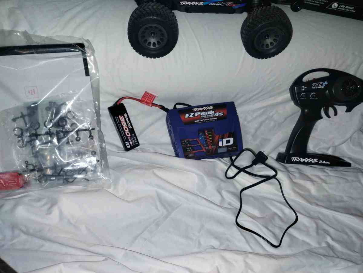 Traxxas xrt mini 4wd