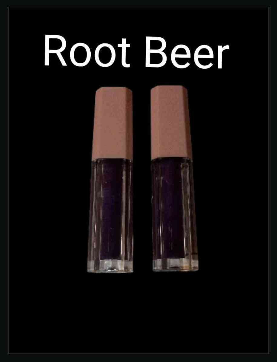 Lip Gloss - Mount Prospect, Illinois - FleaMarketBay