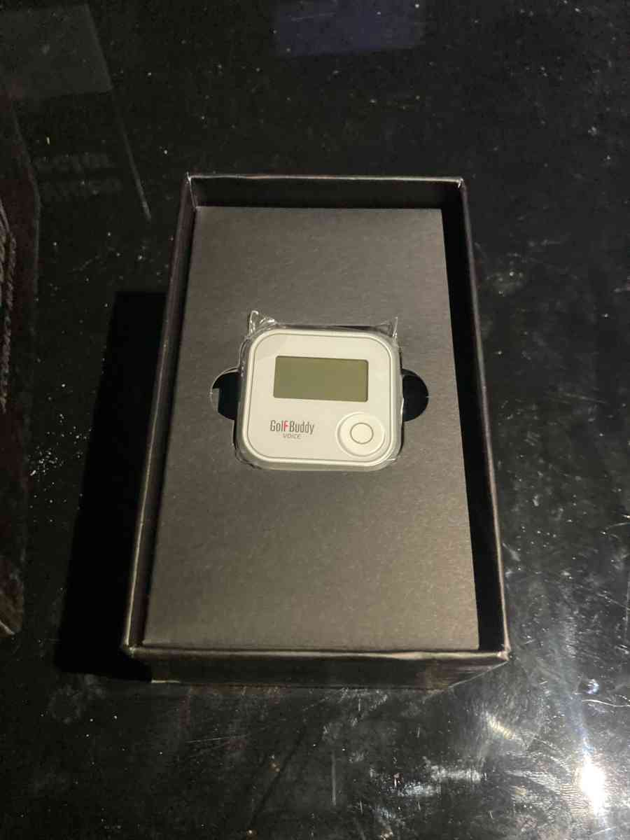 GolfBuddy Voice GPS Rangefinder