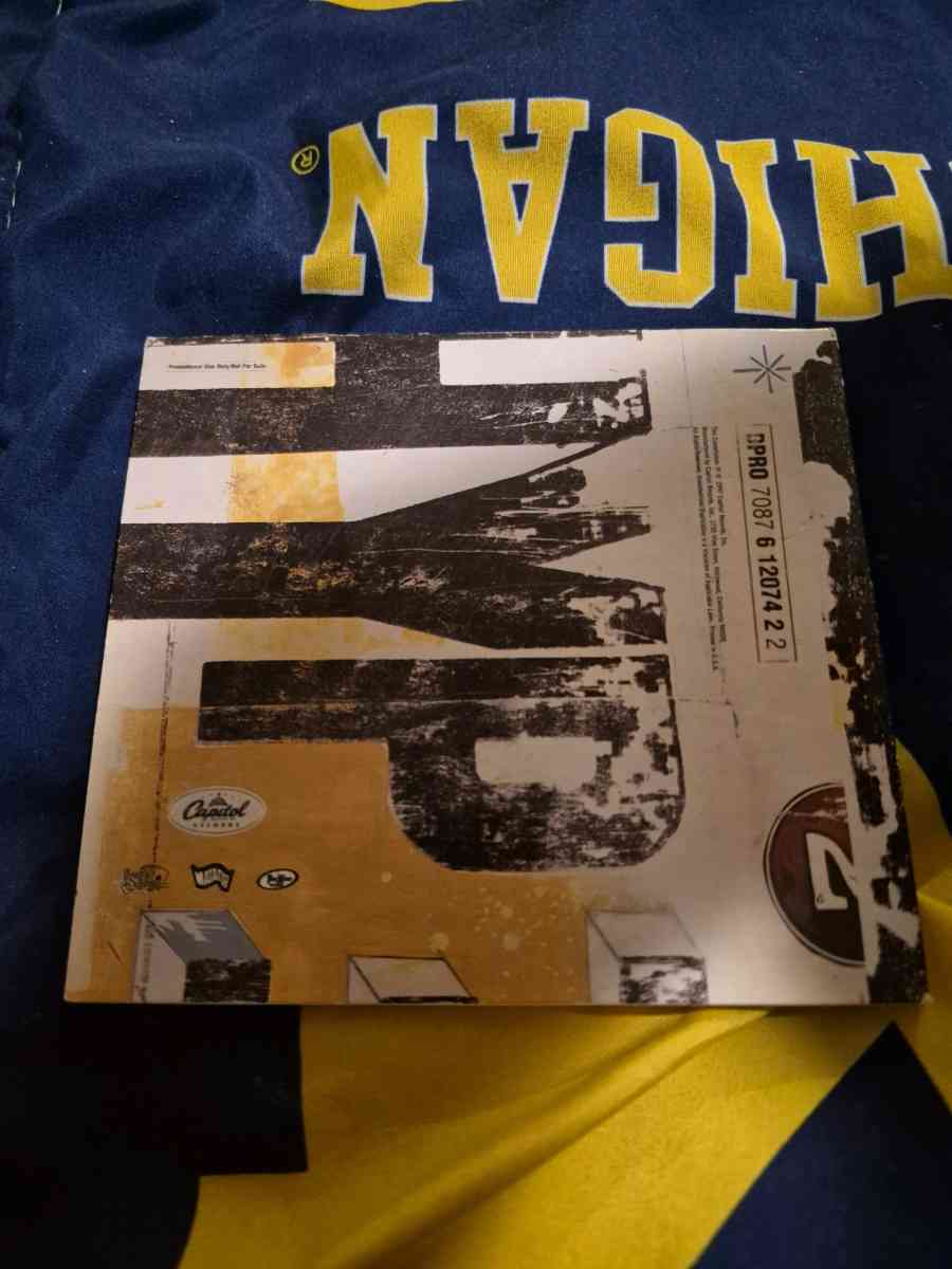 LIKE NEW HYPE For Daily Use CD