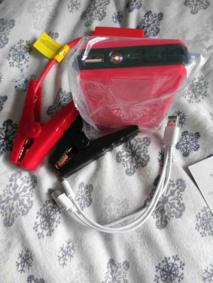 New 1000Amp Jump Starter Rechargable