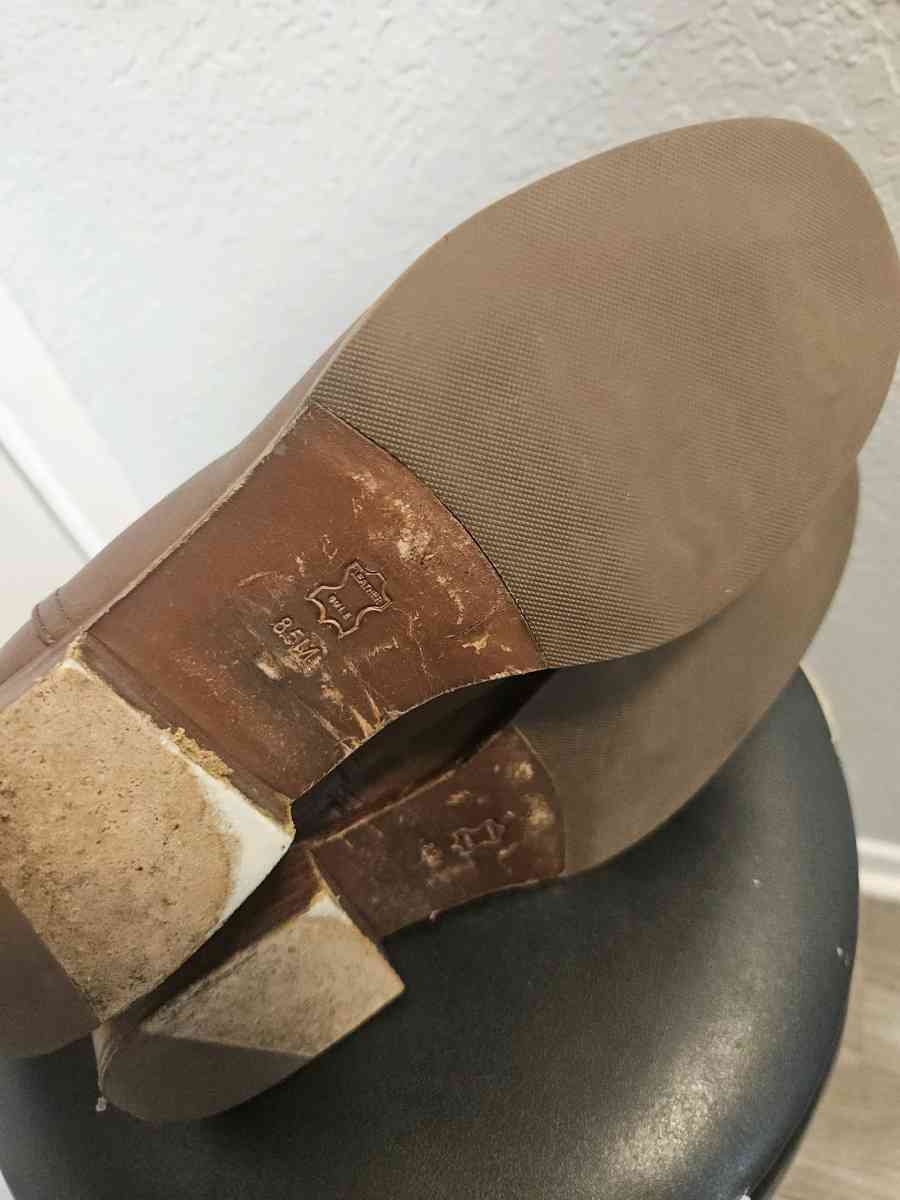 Tory Burch Kiernan Rinding Boots