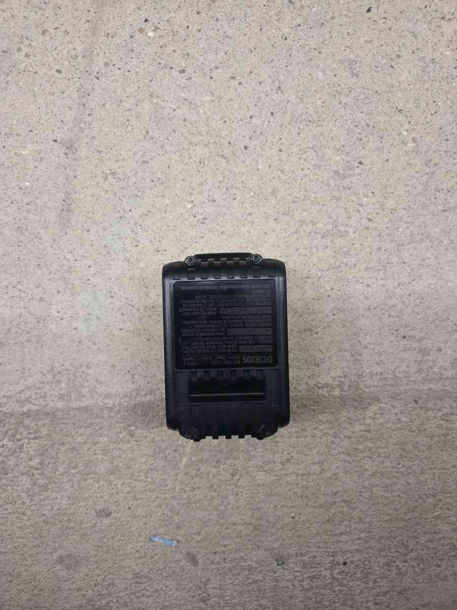 dewalt 5ah battery and charger