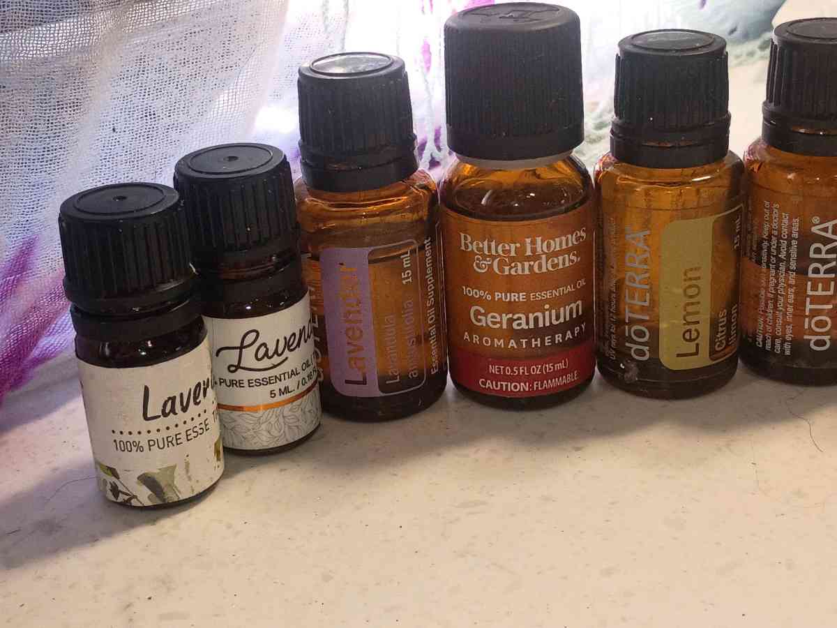 10 Essential healing oils