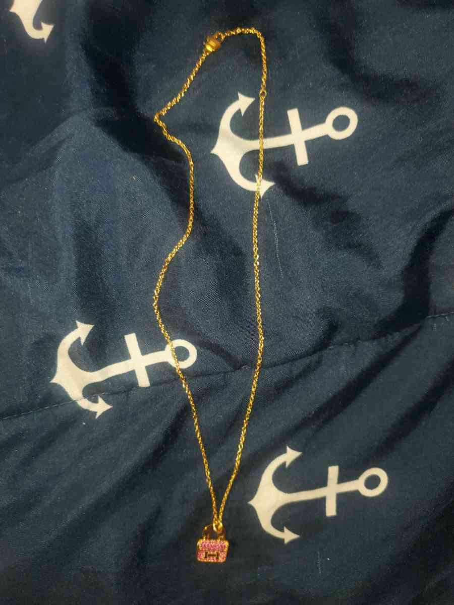 Hernes Gold Necklace with Pink Bag Pendant