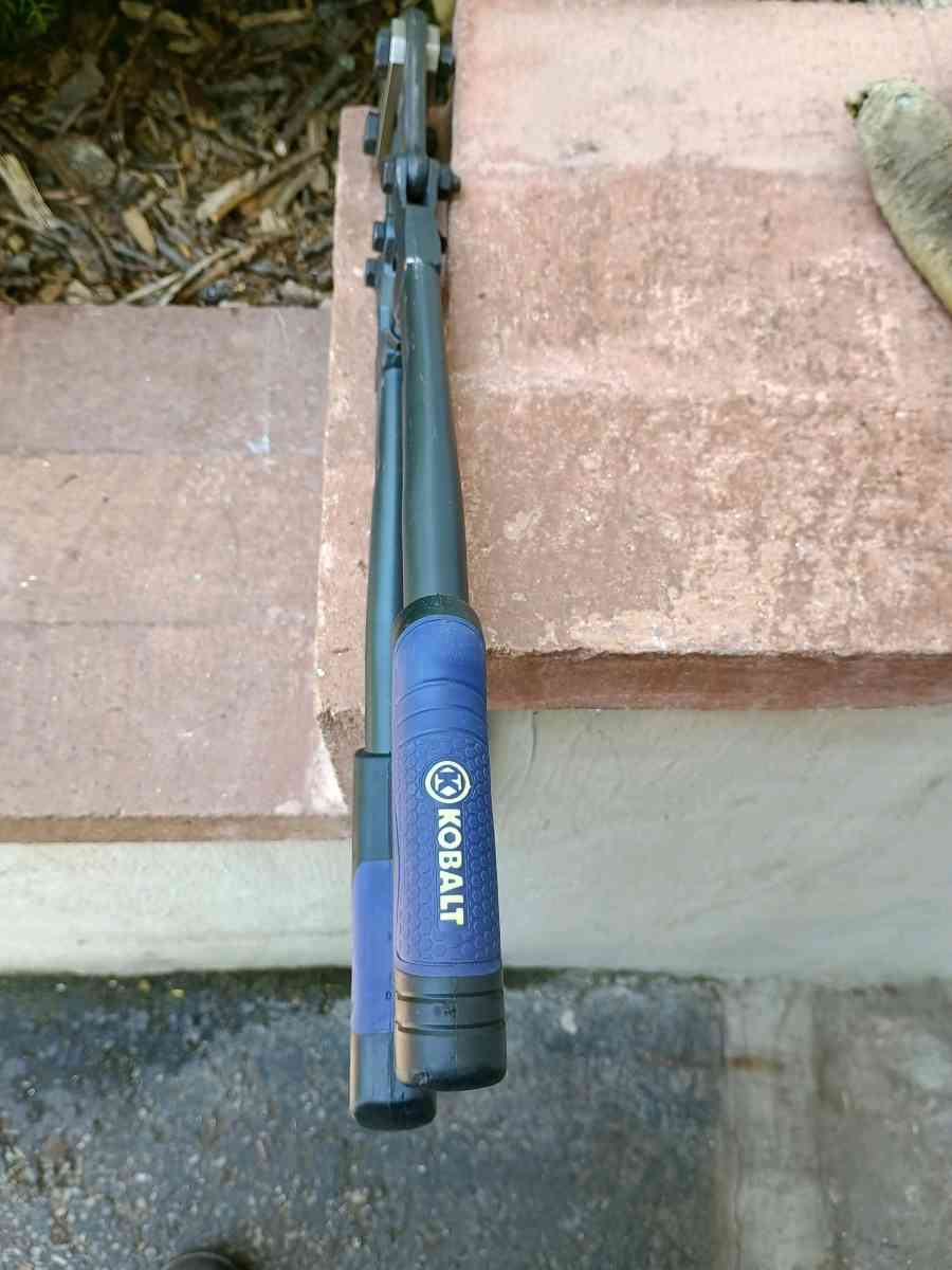 kobalt cutters like new