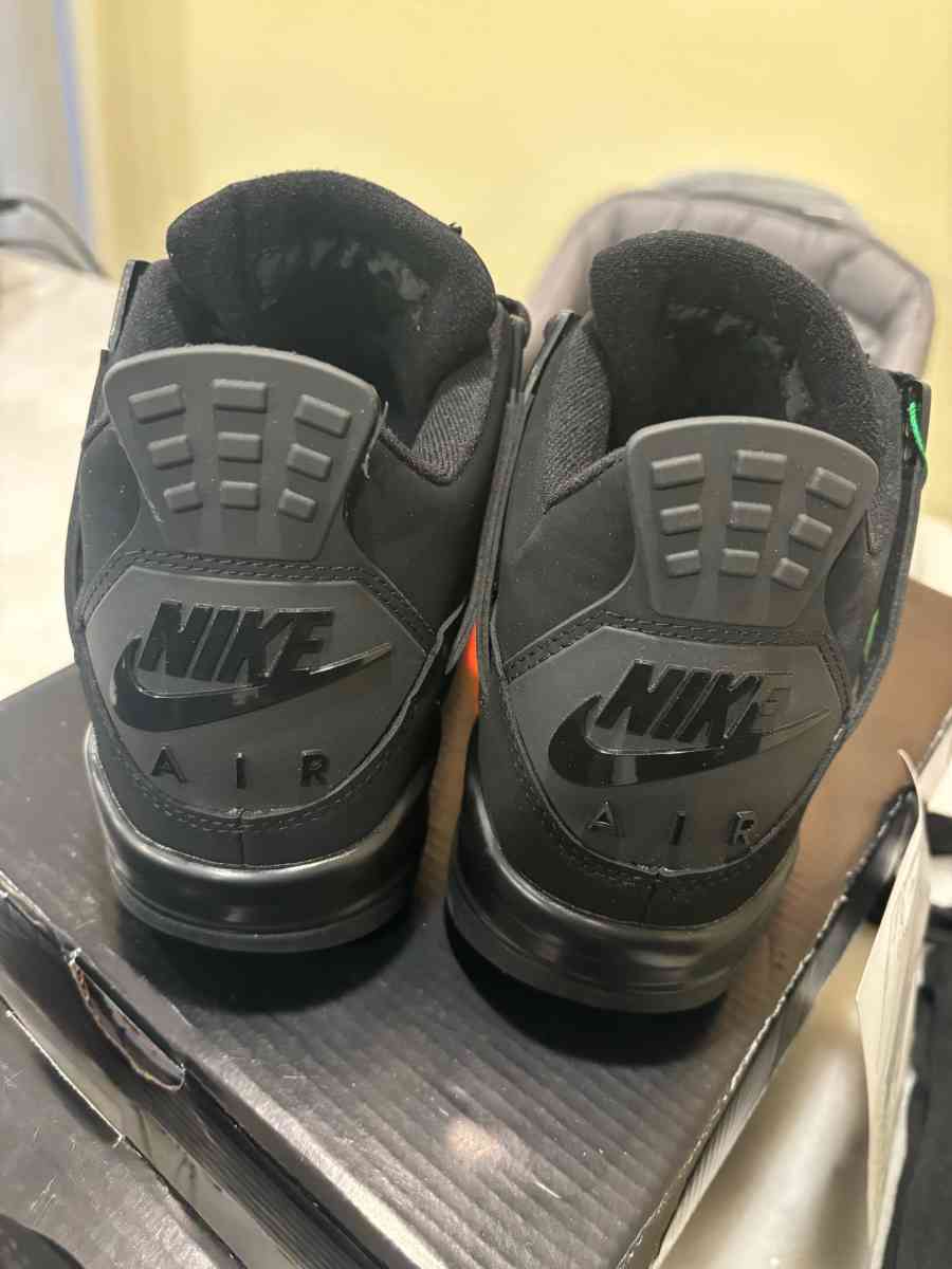 Jordan 4 black cat 2025