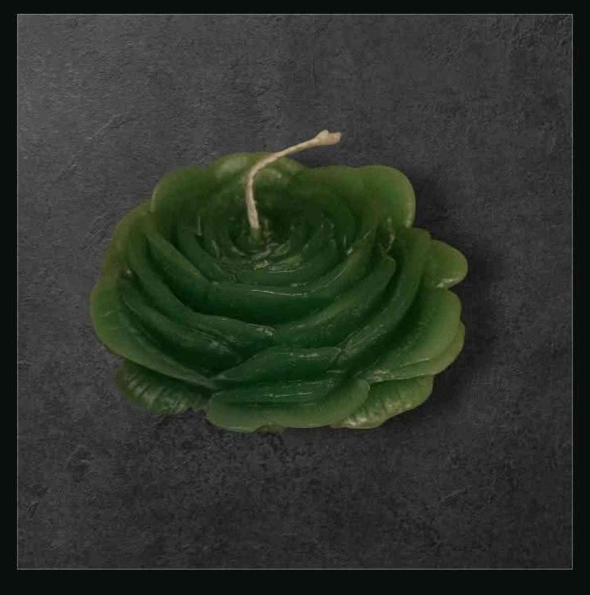 Green Rose Candle Set - Mount Prospect, Illinois - FleaMarketBay