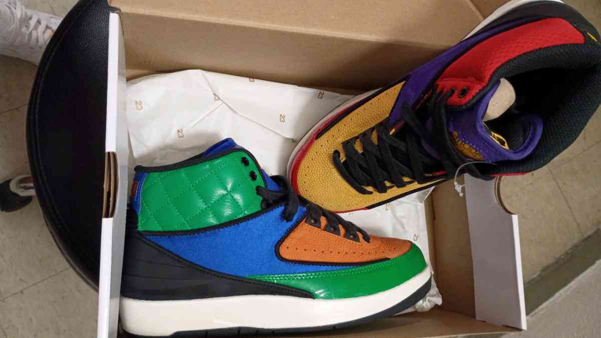 Womens Air Jordan 2 Retro - Asheville, North Carolina - FleaMarketBay
