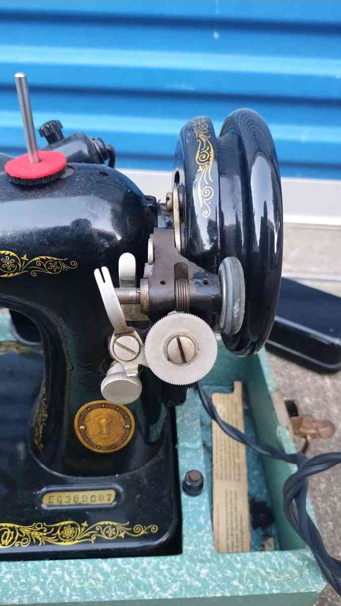 vintage sewing machine