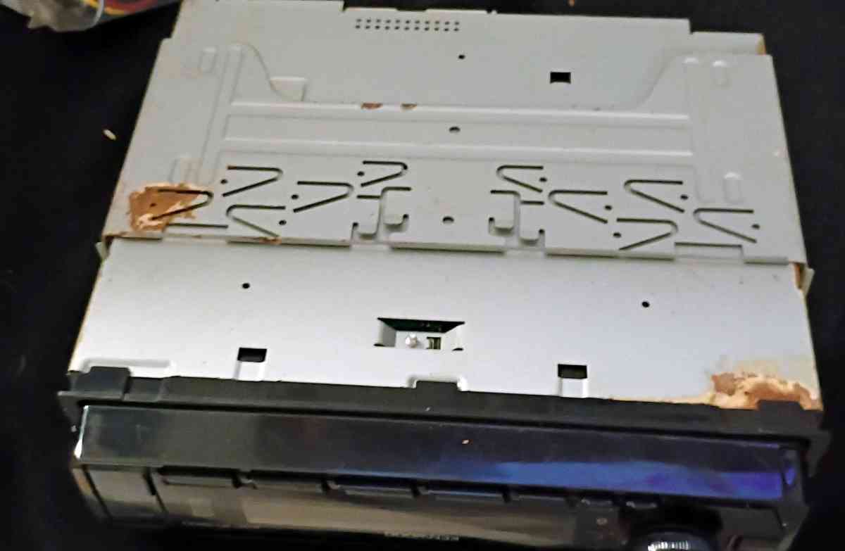 Kenwood KDBT360U car stereo