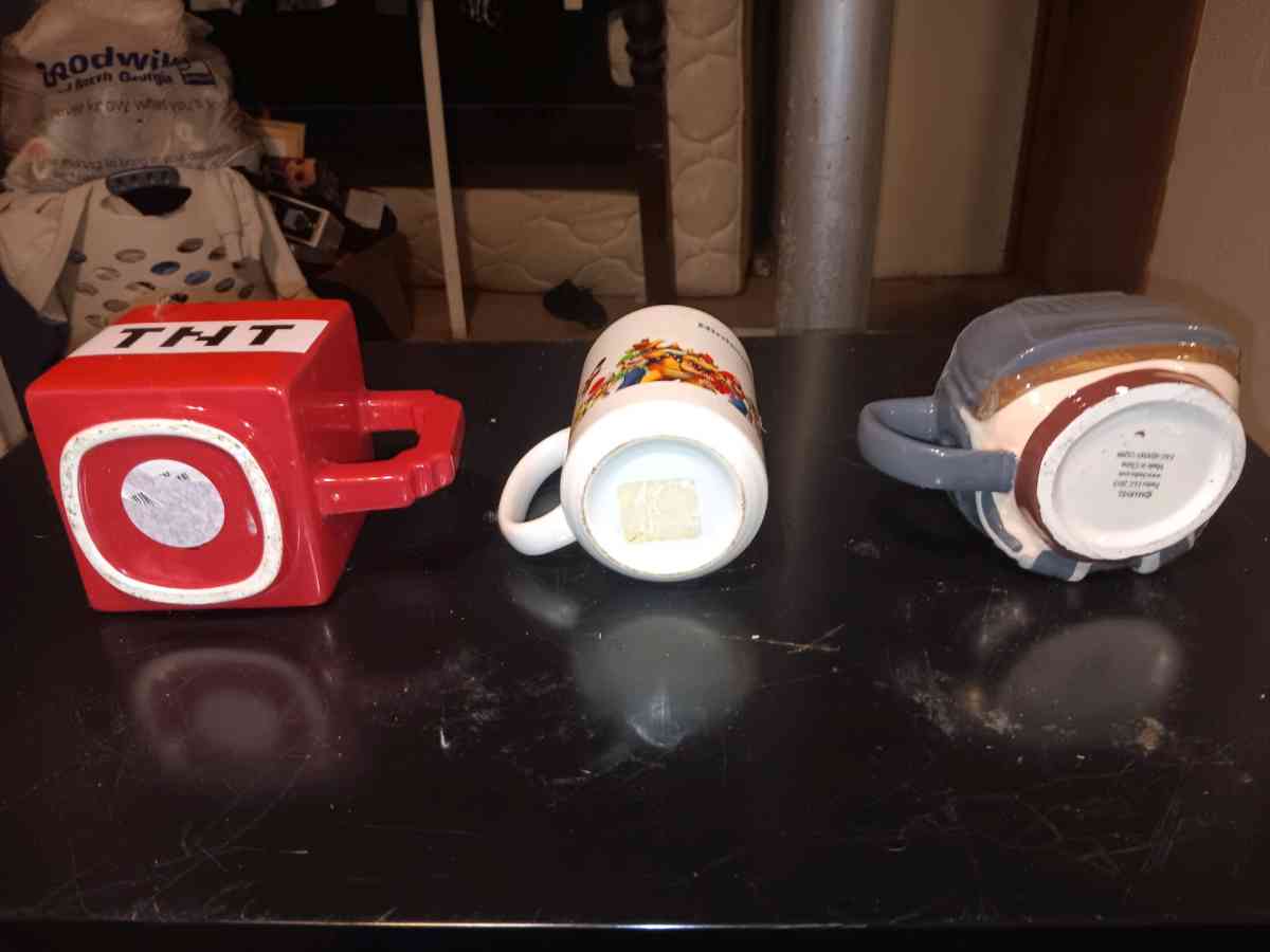 ceramic mugs