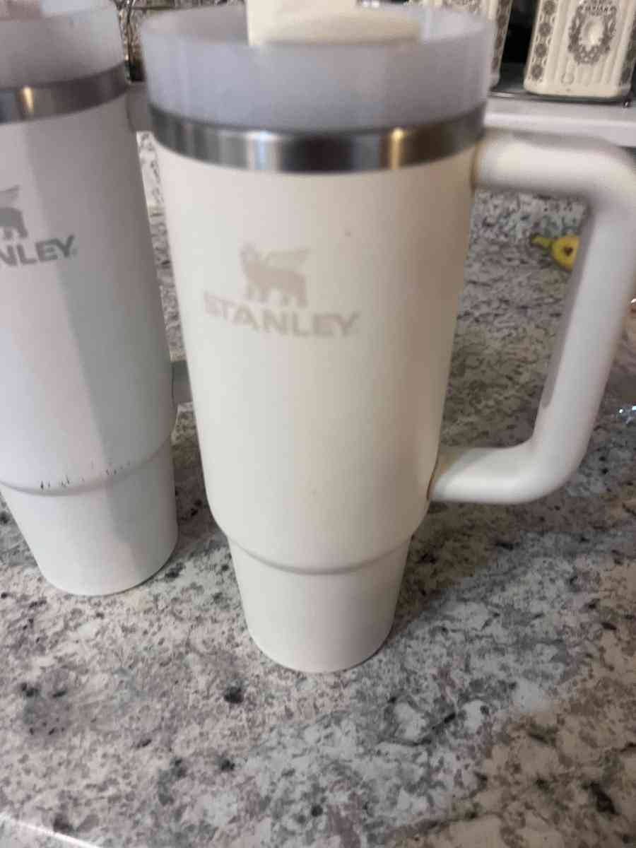 Stanley - Saint Louis, Missouri - FleaMarketBay